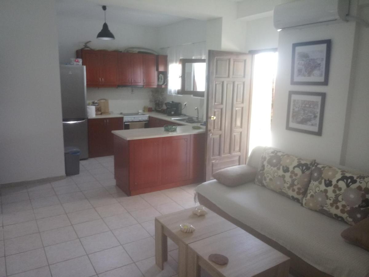 Kamari Guesthouse Keramídhion Buitenkant foto