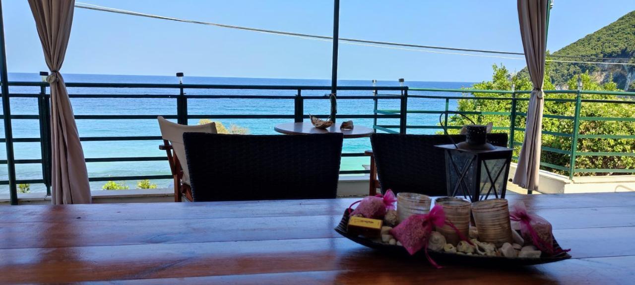 Kamari Guesthouse Keramídhion Buitenkant foto