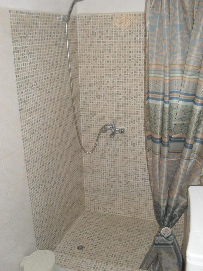 Kamari Guesthouse Keramídhion Buitenkant foto
