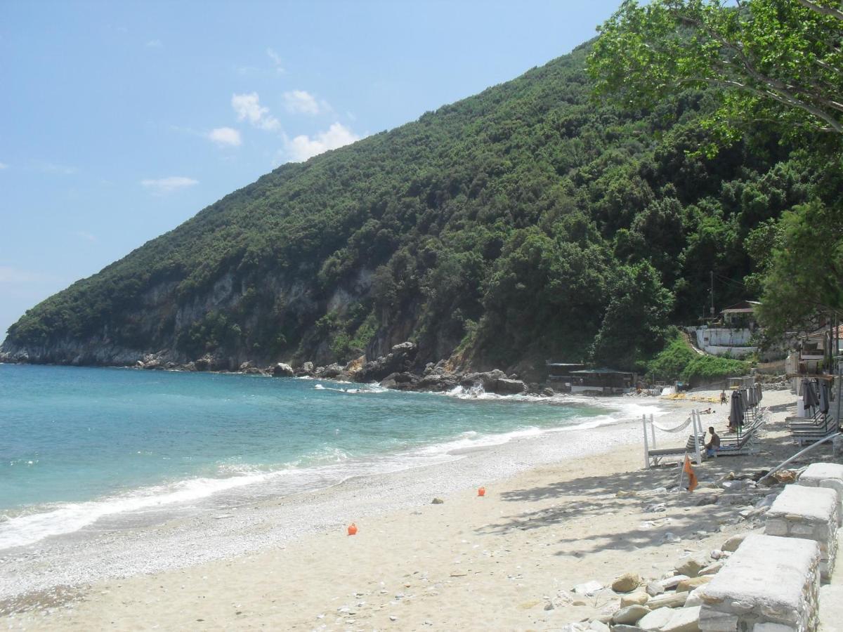 Kamari Guesthouse Keramídhion Buitenkant foto