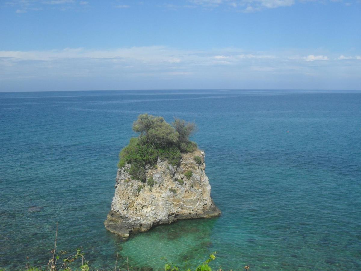 Kamari Guesthouse Keramídhion Buitenkant foto